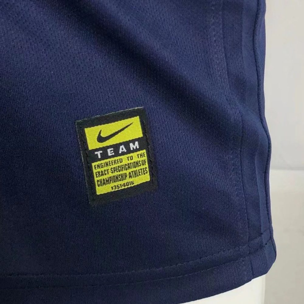BOCA JUNIORS 2009 RETRO HOME FOOTBALL SHIRT