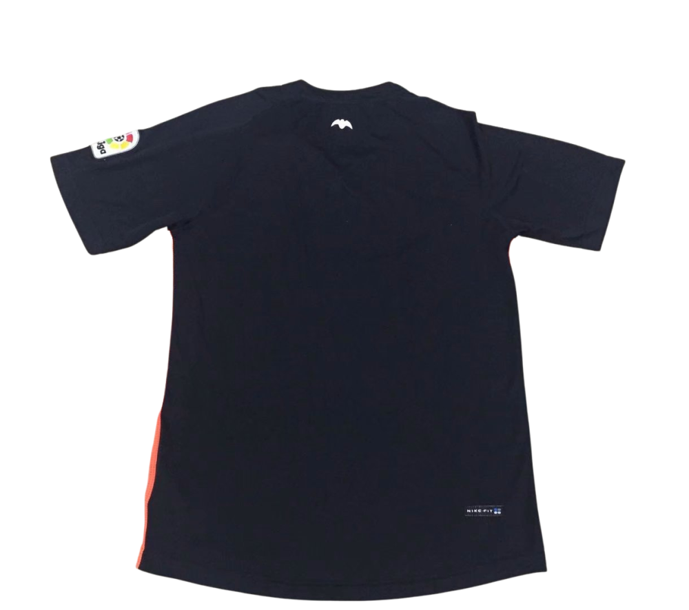Valencia 2005 Away Black Retro Football Shirt
