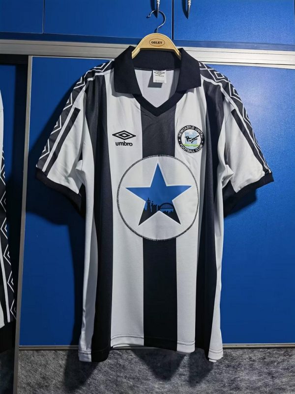 NEWCASTLE UNITED 80/82 HOME RETRO FOOTBALL SHIRT
