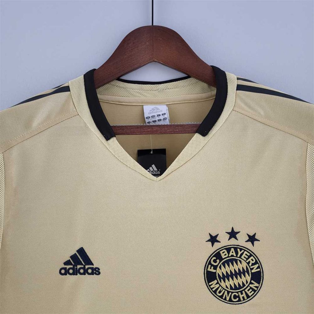 BAYERN MUNICH 2004 AWAY GOLD FOOTBALL SHIRT