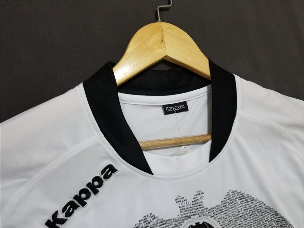 Valencia 2008 Home Retro Football Shirt