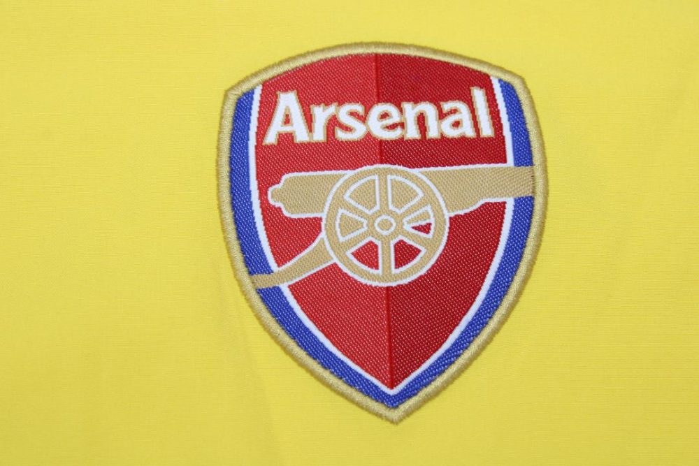 Arsenal 2005/2006 Retro Yellow Away Shirt