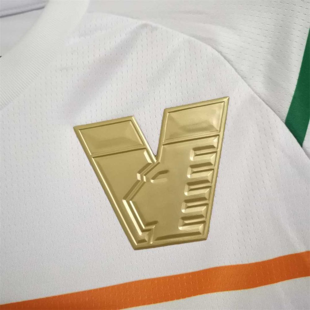 Venezia 2002-2003 Away White Football Shirt