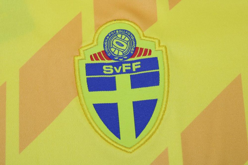 Sweden 1988 Home Retro Football Shirt