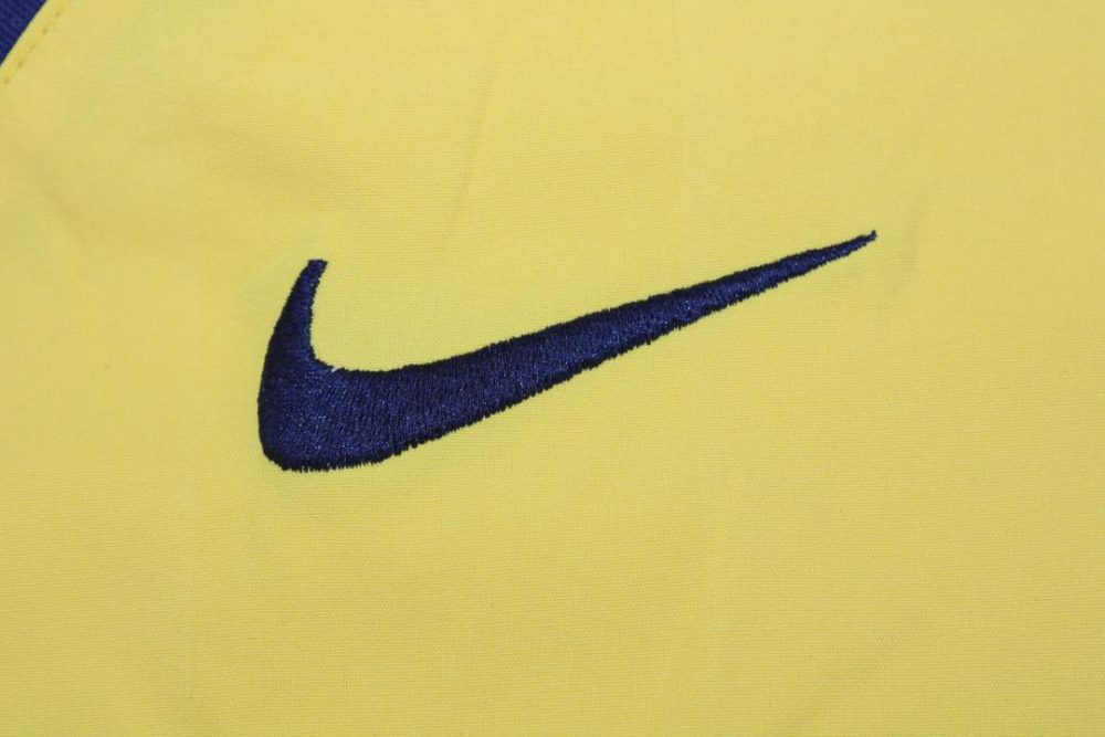 Arsenal 2005/2006 Retro Yellow Away Shirt