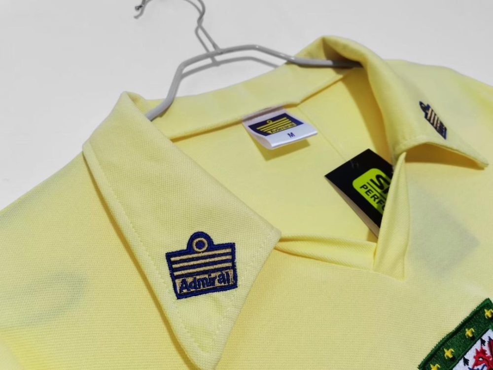 Wales 1976 -1979 Yellow Away Retro Football Shirt