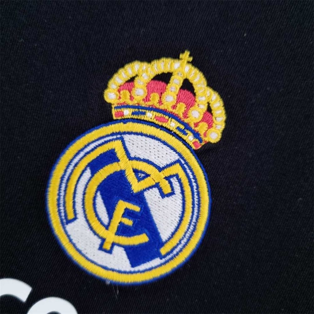 REAL MADRID 09/10 BLACK AWAY RETRO FOOTBALL SHIRT