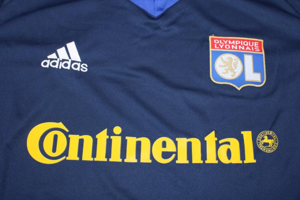 LYON 2001-2002 AWAY DARK BLUE RETRO FOOTBALL SHIRT