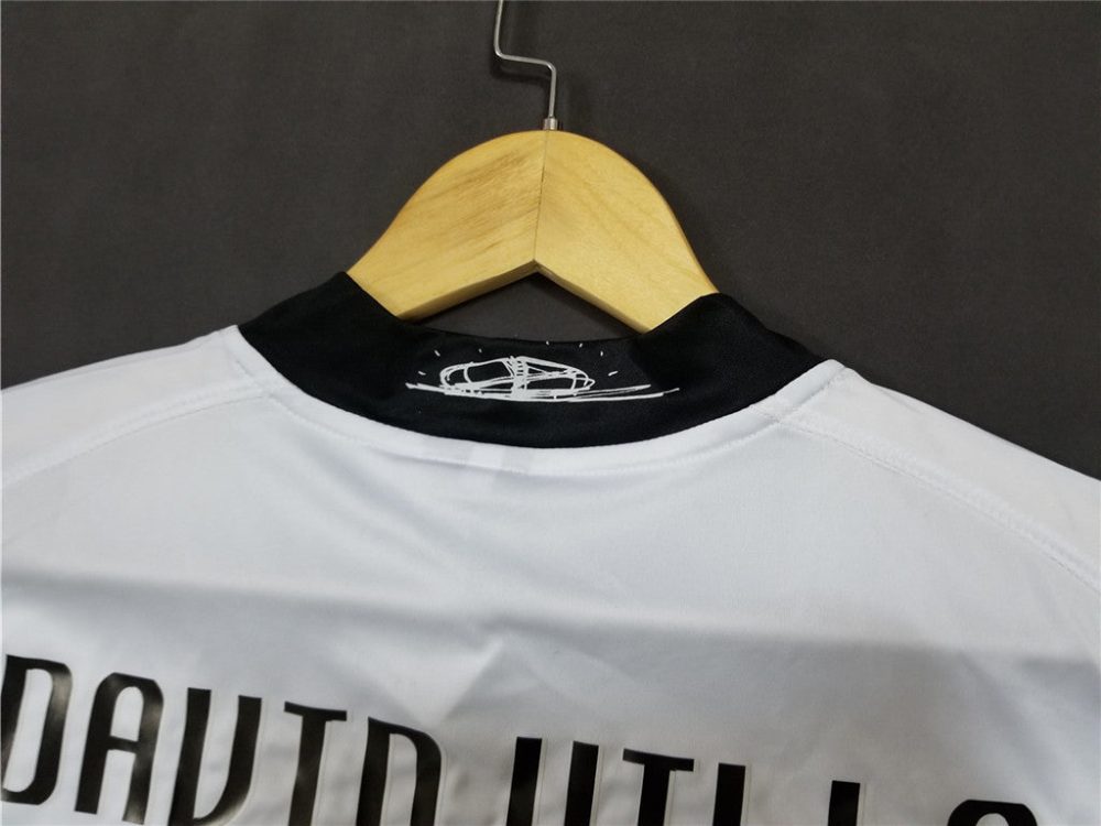 Valencia 2008 Home Retro Football Shirt