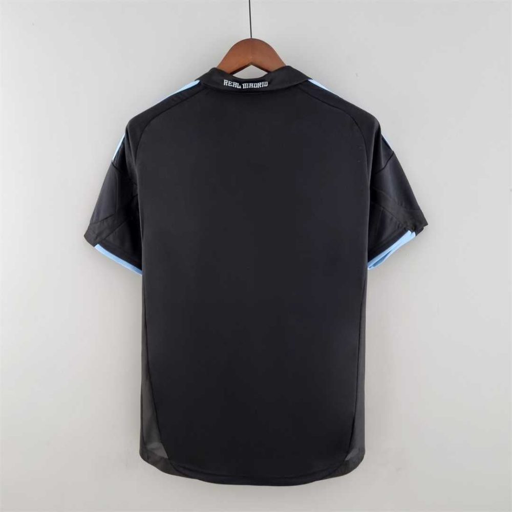 REAL MADRID 09/10 BLACK AWAY RETRO FOOTBALL SHIRT