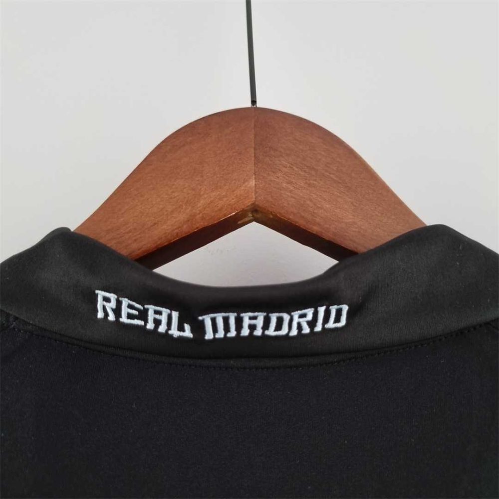 REAL MADRID 09/10 BLACK AWAY RETRO FOOTBALL SHIRT