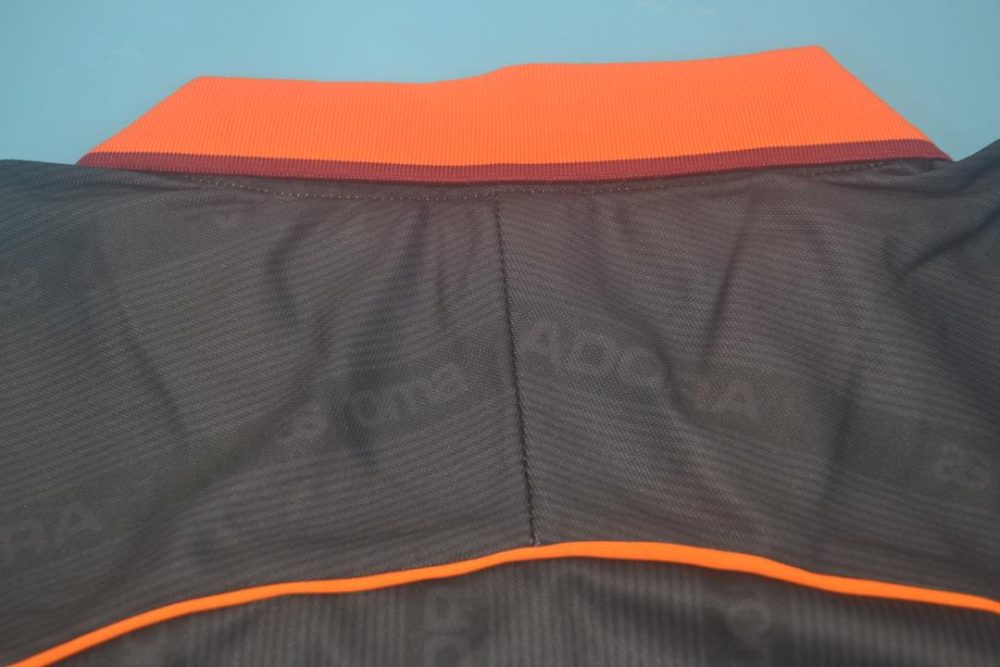 ROMA 1999-2000 AWAY BLACK RETRO FOOTBALL SHIRT