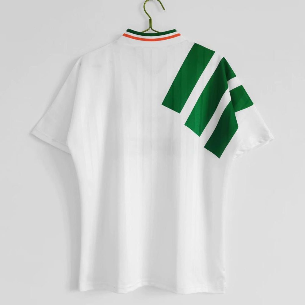 IRELAND 1992 AWAY RETRO FOOTBALL SHIRT