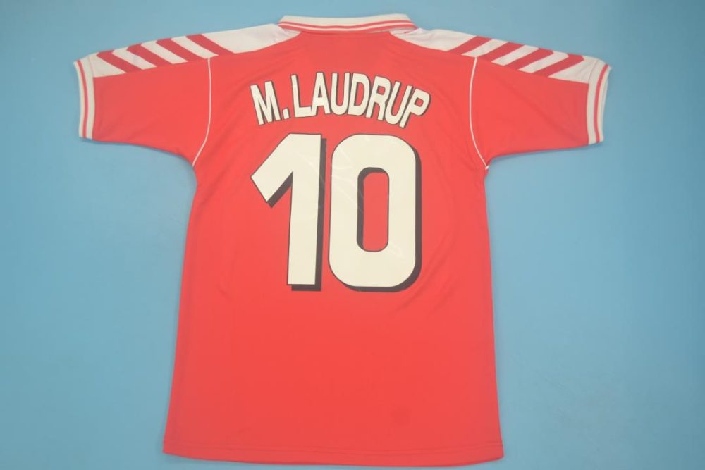 DENMARK WORLD CUP 1998 HOME RETRO FOOTBALL SHIRT