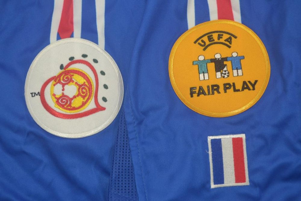 FRANCE EURO 2004 HOME RETRO FOOTBALL SHIRT
