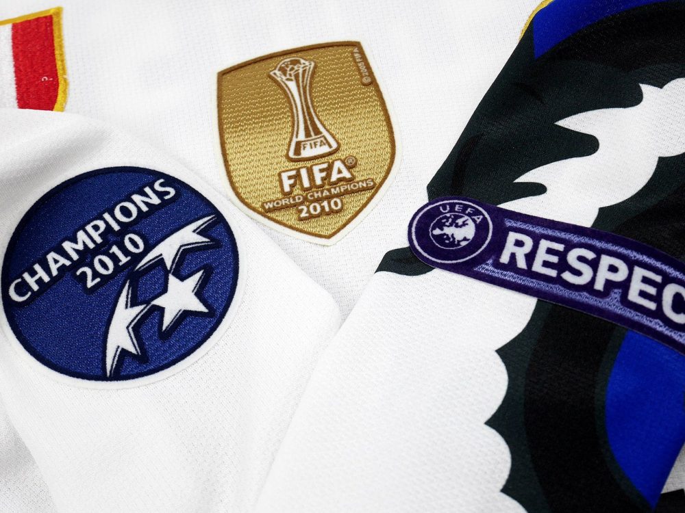 INTER MILAN 2010 AWAY RETRO UCL FINAL FOOTBALL SHIRT