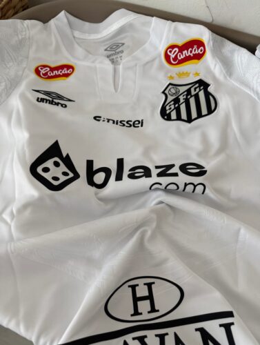 Santos Neymar Jr. #10 2025 Jersey photo review