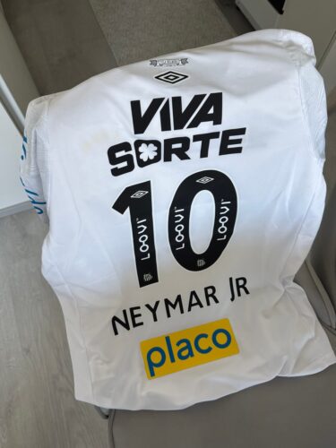 Santos Neymar Jr. #10 2025 Jersey photo review