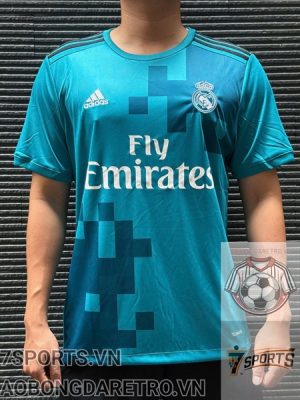 Real Madrid Retro Soccer Jersey 2017 - Away Shirt